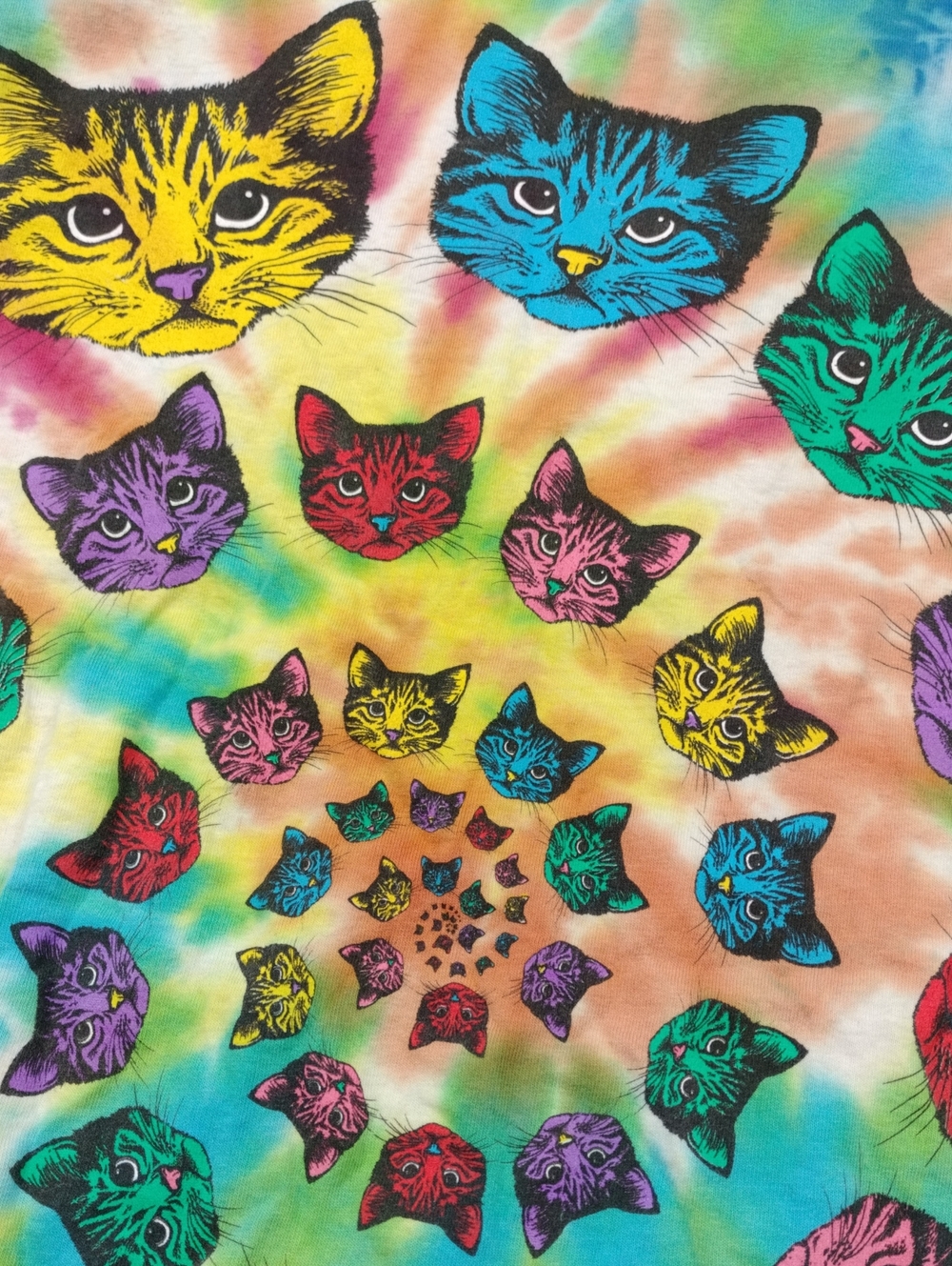 Cats Tie-Dye Mens Graphic Tee - Multicolor Size XL. #28 - Picture 4 of 8